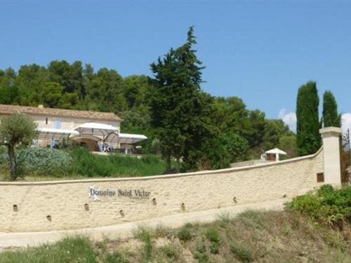 فندق La Tour-dʼAiguesفي  Domaine Saint Victor المظهر الخارجي الصورة